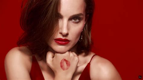 musique pub christian dior|Pub DIOR avec NATALIE PORTMAN DIOROUGE Rouge a .